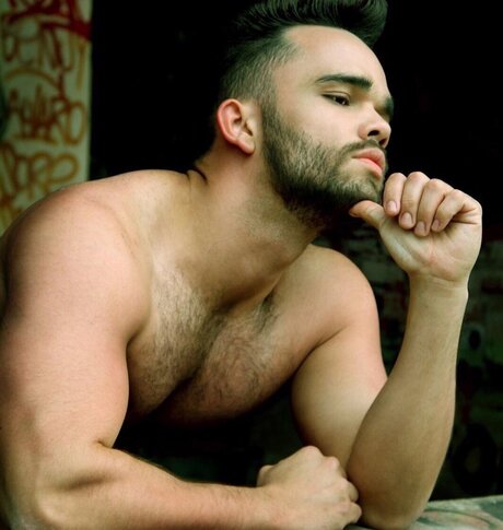 Nøgent lækket OnlyFans-billede af Bruno Di Castro