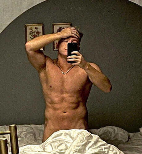 Alasti lekkinud OnlyFans-i pilt Jaysonkyle