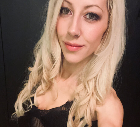 Nagie wyciekłe zdjęcie OnlyFans od Brooklyn
