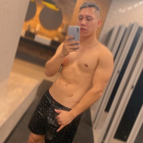 Foto desnuda filtrada de OnlyFans de Eros