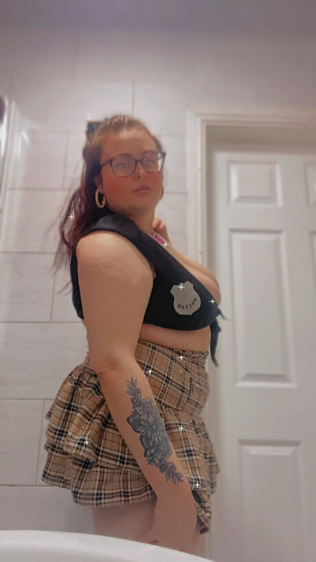 Nacktes geleaktes OnlyFans-Foto von Tan