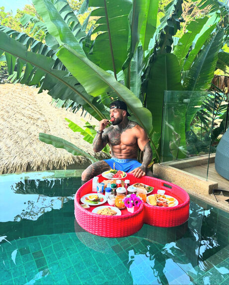 Nacktes geleaktes OnlyFans-Foto von Deacz Gone Wild 
