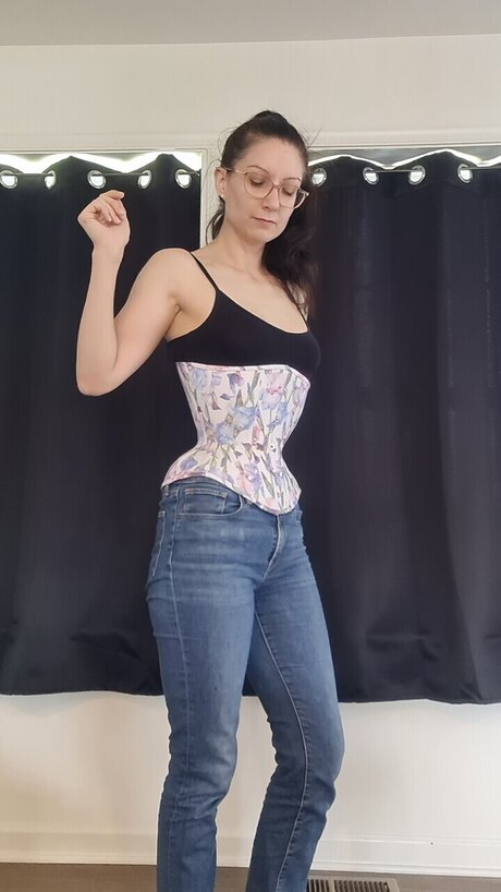 Nagie wyciekłe zdjęcie OnlyFans od Lilly