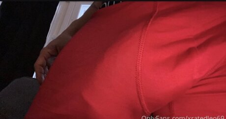 Обнаженная фотография утечки OnlyFans от Xratedleo