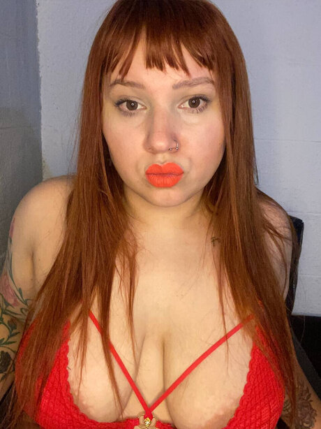 Naken läckt OnlyFans-bild av   