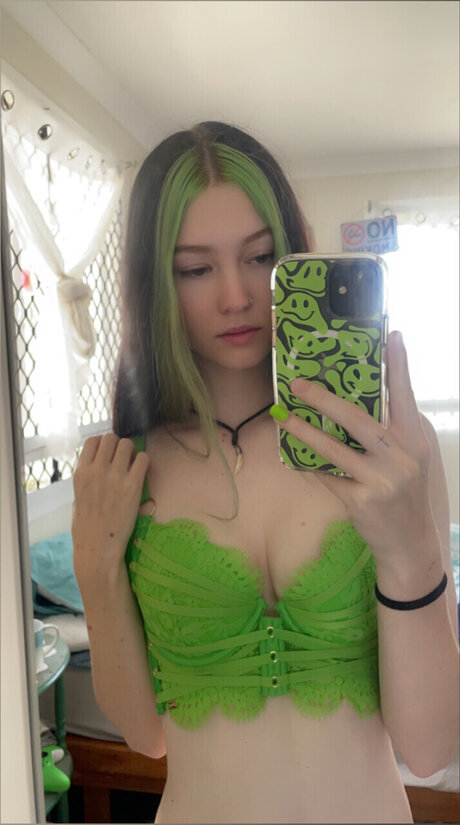 Naken läckt OnlyFans-bild av Aaliyah 