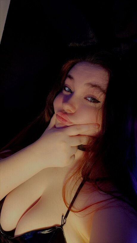 Naakte gelekte OnlyFans-foto van Imnotyourpuppy