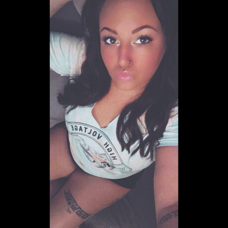 Alasti lekkinud OnlyFans-i pilt Nikeeee