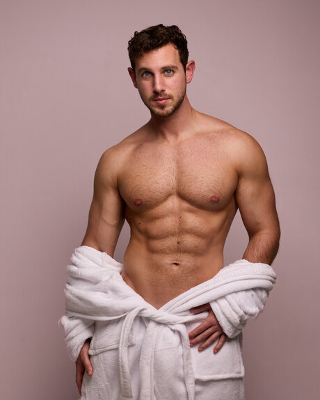 Обнаженная фотография утечки OnlyFans от Andrew Wild