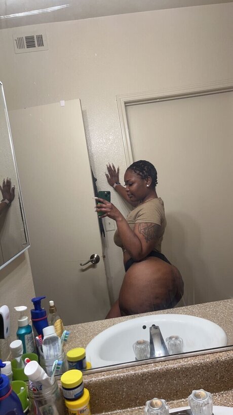 Foto nua vazada do OnlyFans de Freakiieroy