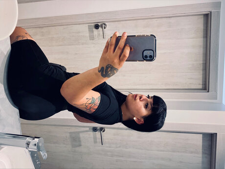 Naakte gelekte OnlyFans-foto van  