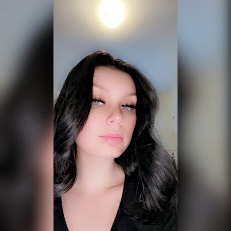 Naakte gelekte OnlyFans-foto van Echomarieee