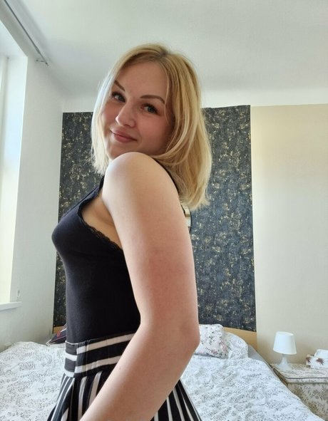 Chloehoneyyy  nude leaked OnlyFans photo