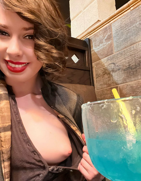 Maggienolia OnlyFansリークヌード写真