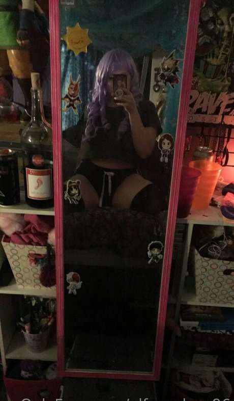 Обнаженная фотография утечки OnlyFans от Elfcosplays96