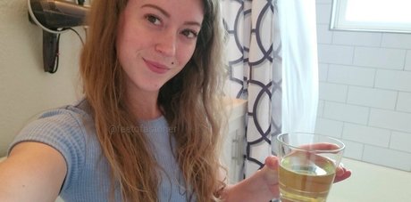 Feetofastoner OnlyFans泄露裸照
