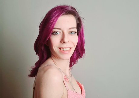 Xlilagreyyfree