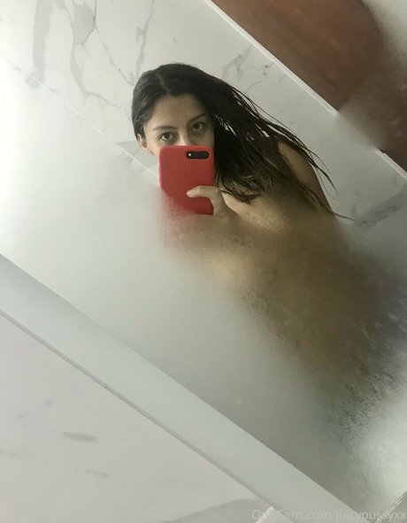 Обнаженная фотография утечки OnlyFans от Juicypussyxx