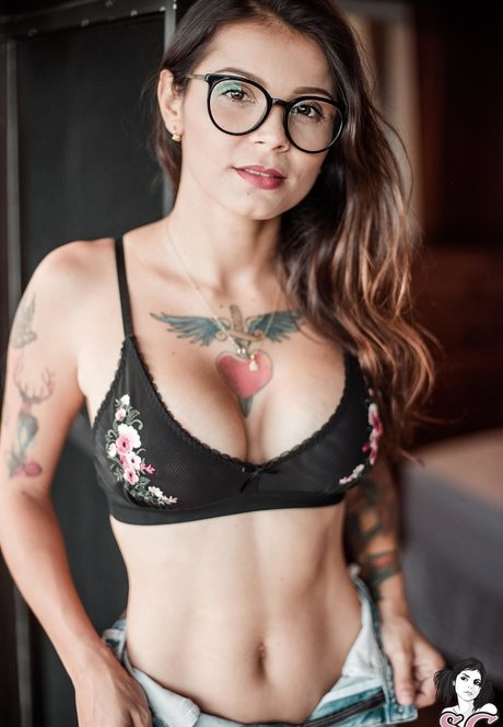 Jeeh Suicide OnlyFans 유출 누드 사진