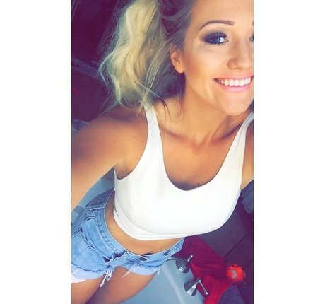 Naken lekkede OnlyFans-bilde av Amber Beiarski