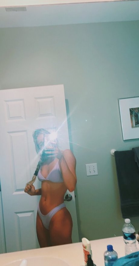 Sarah Kate Stricker OnlyFans泄露裸照