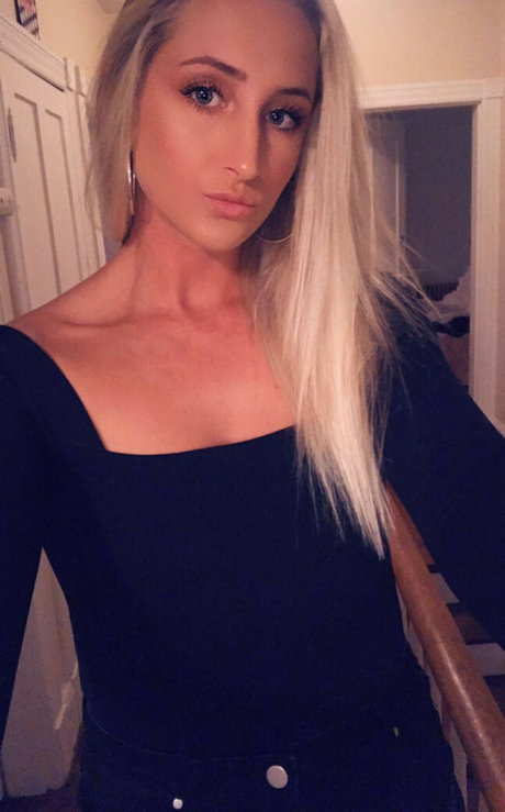 Foto nua vazada do OnlyFans de Sarah Shubert
