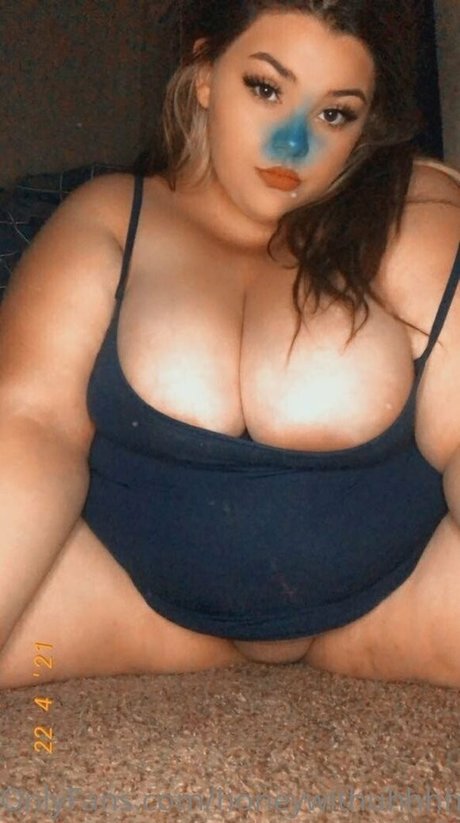 Honeywithuhtummy