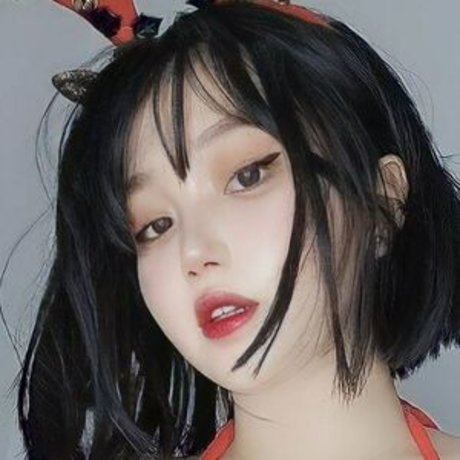 Naken lekkede OnlyFans-bilde av Mizaki Levi