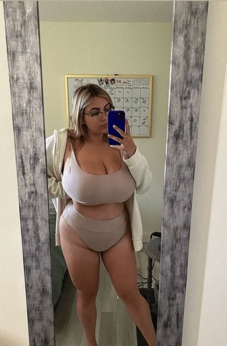 Boobsrealmcom