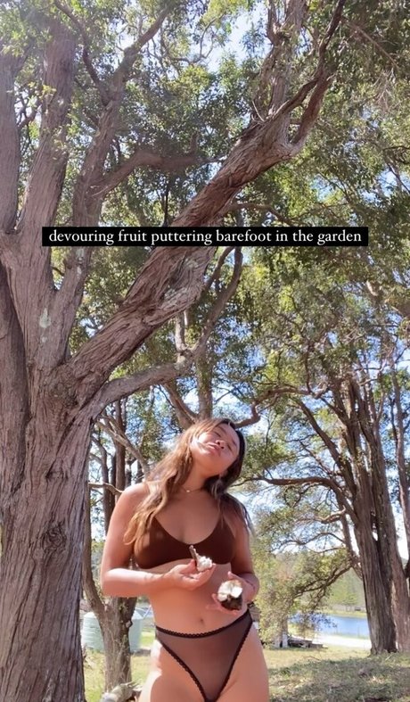 Nahá fotka uniklých OnlyFans od Hannah Wang