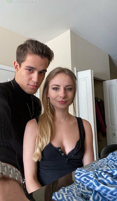 Tarah Kayne  nude leaked OnlyFans photo