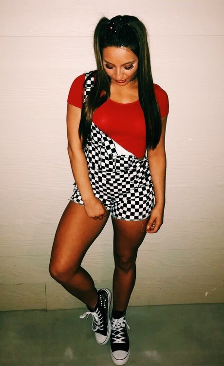 Naken lekkede OnlyFans-bilde av Lizzy Decologero