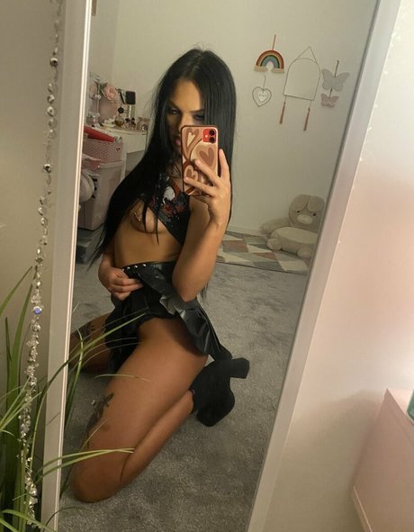 Naken lekkede OnlyFans-bilde av Megan Murray
