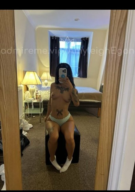 Nahá fotka uniklých OnlyFans od Amyleighegan