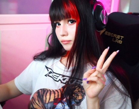 Shini Waifu