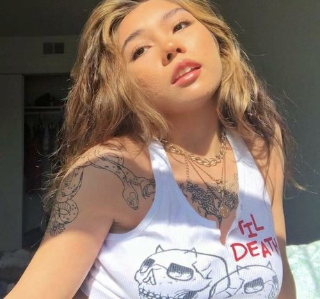 Mikah Tia