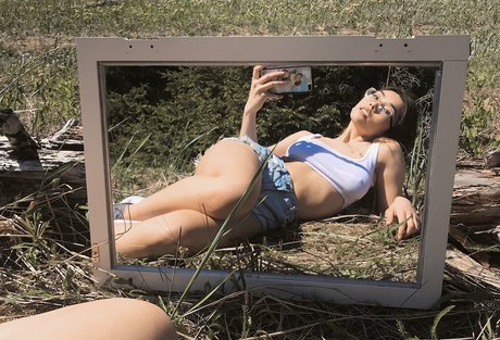 Mikah Tia