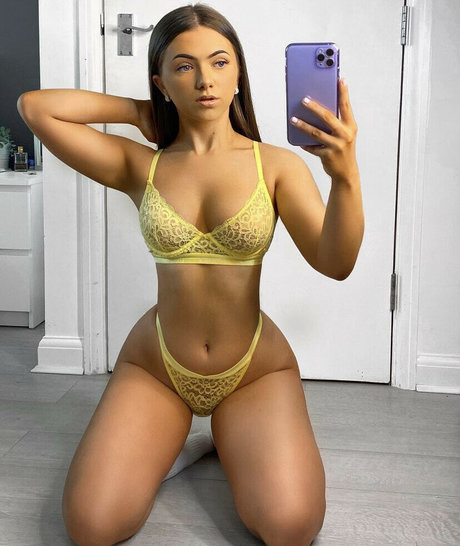 Nahá fotka uniklých OnlyFans od Chase Taomi