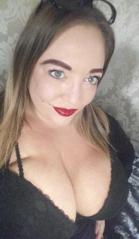 Naken lekkede OnlyFans-bilde av Minxyminx