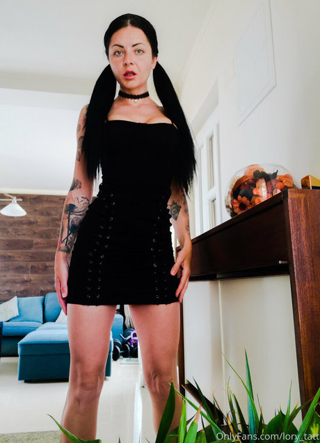 Lorytatt