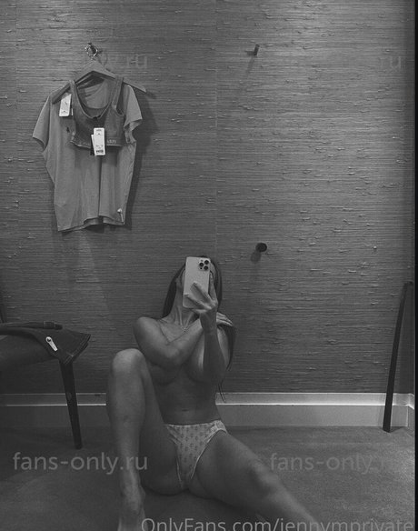 Alaston vuotanut OnlyFans-kuva Jenny Hanna