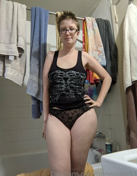 Honeycake93