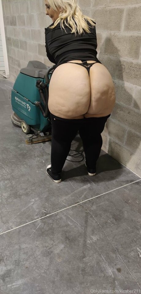 Обнаженная фотография утечки OnlyFans от Kimber711