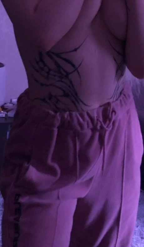 Nagie wyciekłe zdjęcie OnlyFans od Skrpnkva