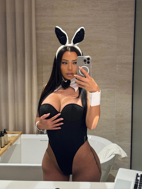 Yasmine Cecilia