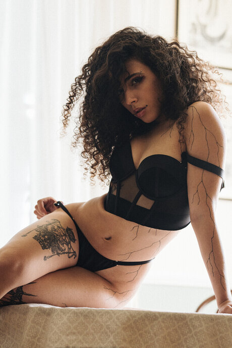 Alasti lekkinud OnlyFans-i pilt Mistress Trinity