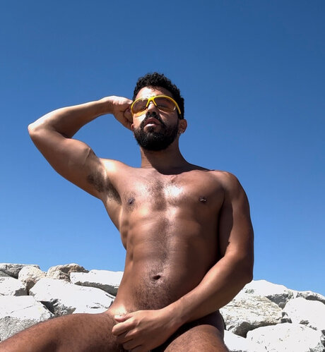 Foto nua vazada do OnlyFans de Sunnymike