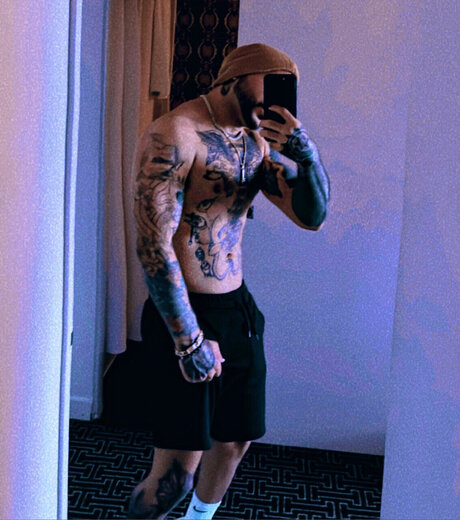 Photo nue de fuite OnlyFans de       
