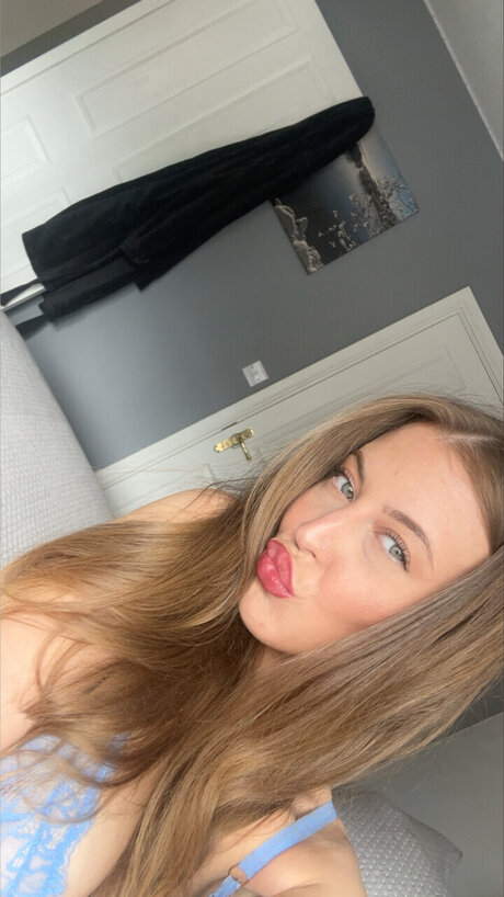 Nøgent lækket OnlyFans-billede af Amyyy