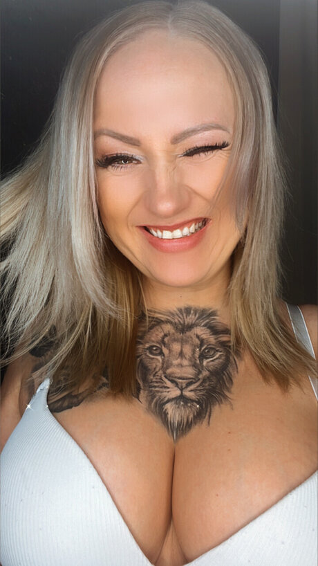 Naakte gelekte OnlyFans-foto van Michelle